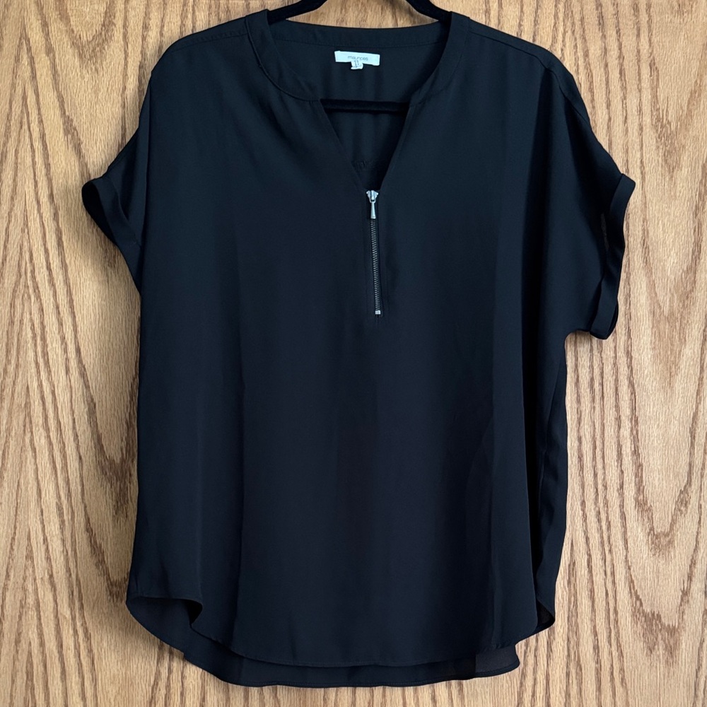 Maurices Black Short-Sleeve Zip Front Blouse